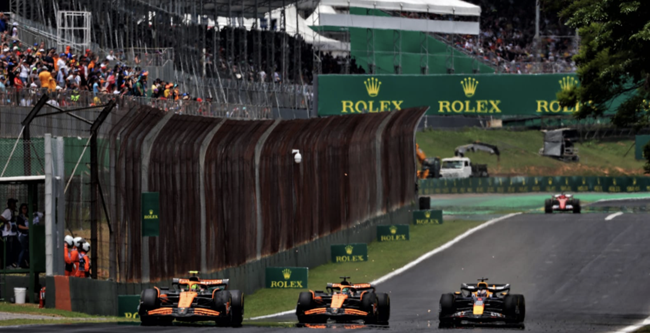 爱游戏APP-红牛车队逆转迈凯伦，拉塞尔点燃赛场