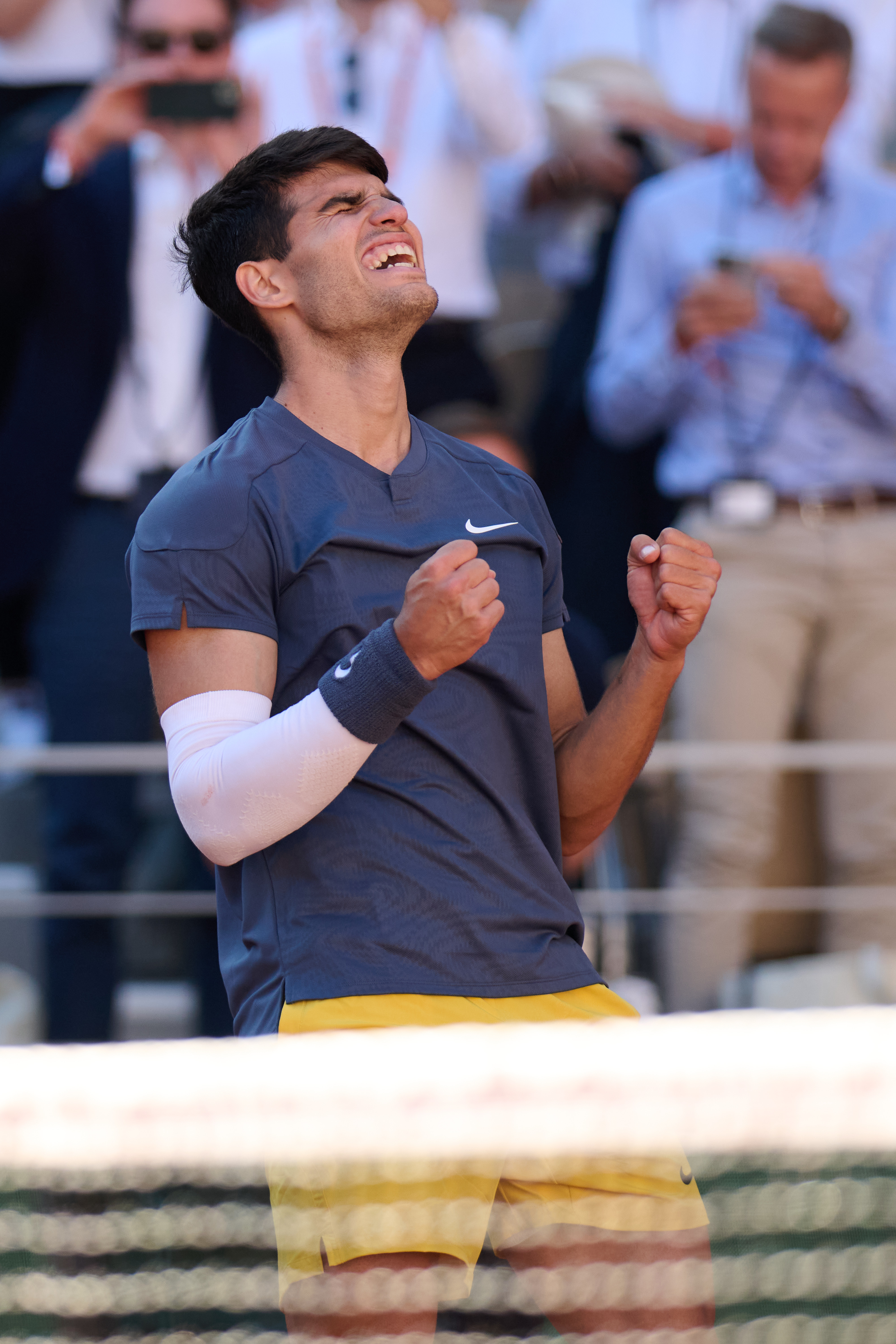 爱游戏在线-戴维斯杯翻盘澳网，阿尔卡拉斯点燃赛场